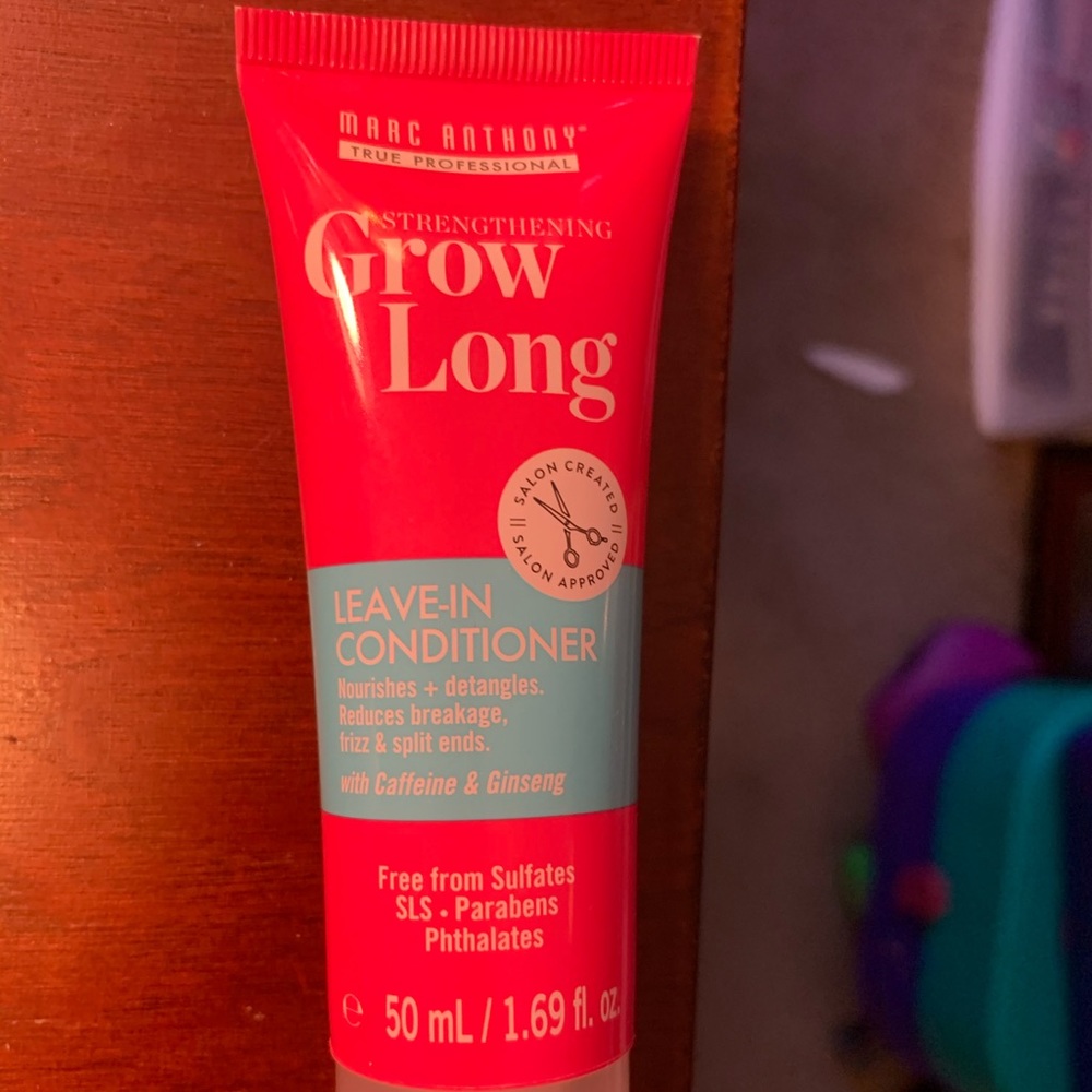 New Marc Anthony grow long leave in